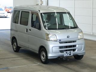 TOYOTA PIXIS VAN
