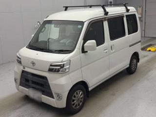TOYOTA PIXIS VAN