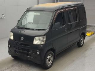 TOYOTA PIXIS VAN