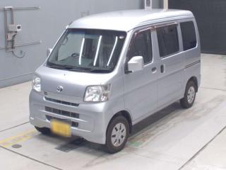 TOYOTA PIXIS VAN