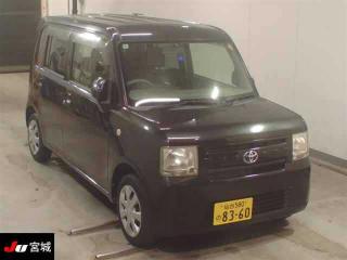 TOYOTA PIXIS SPACE