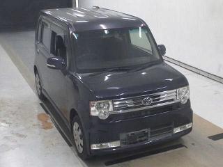 TOYOTA PIXIS SPACE