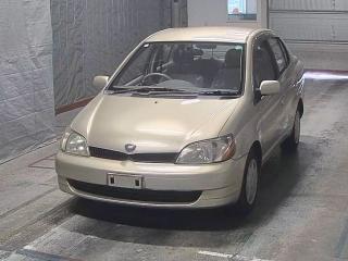 TOYOTA PLATZ