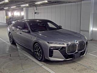 BMW I7