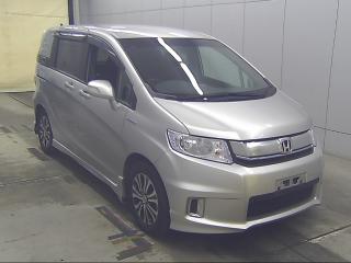 HONDA FREED SPIKE