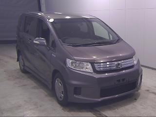 HONDA FREED SPIKE