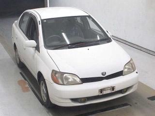 TOYOTA PLATZ
