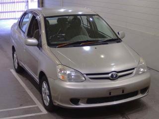 TOYOTA PLATZ