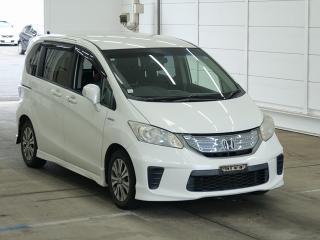 HONDA FREED HYBRID