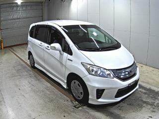HONDA FREED HYBRID