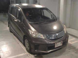 HONDA FREED HYBRID