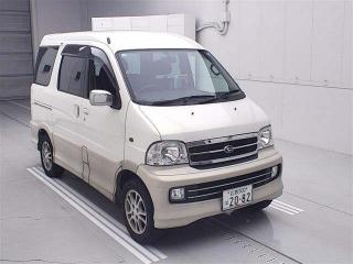 DAIHATSU ATRAI 7