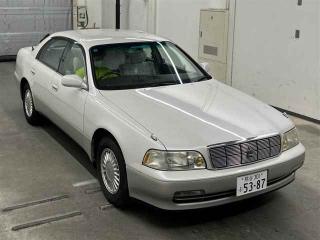 TOYOTA CROWN MAJESTA