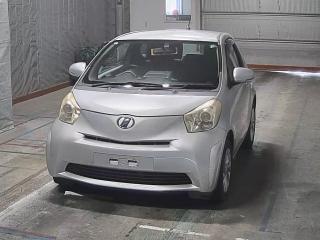 TOYOTA IQ