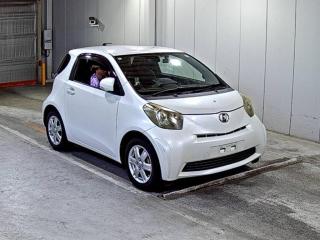 TOYOTA IQ