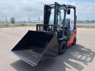 TOYOTA FORKLIFT