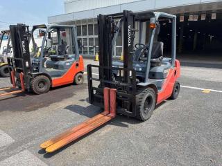 TOYOTA FORKLIFT