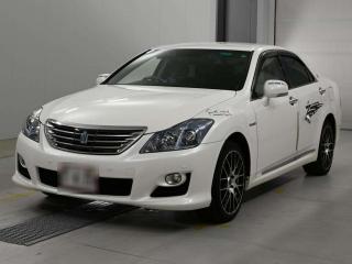 TOYOTA CROWN HYBRID
