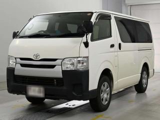 TOYOTA REGIUS VAN