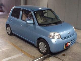 DAIHATSU ESSE