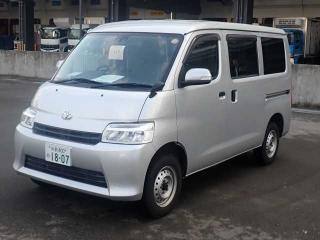 TOYOTA TOWN ACE VAN