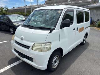 TOYOTA TOWN ACE VAN