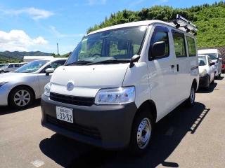 TOYOTA TOWN ACE VAN