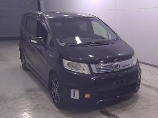 HONDA FREED SPIKE