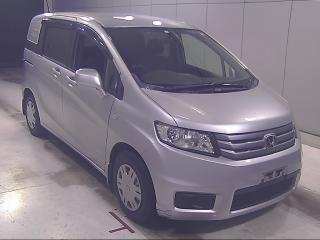 HONDA FREED SPIKE