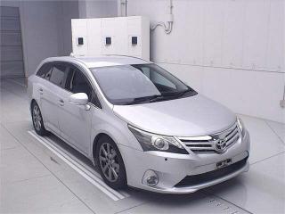 TOYOTA AVENSIS