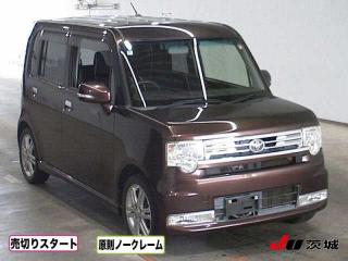 TOYOTA PIXIS SPACE