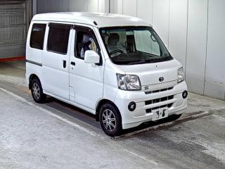 TOYOTA PIXIS VAN