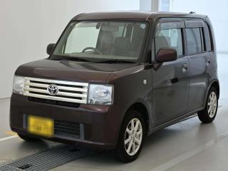TOYOTA PIXIS SPACE