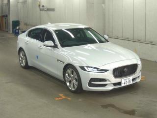 JAGUAR XE