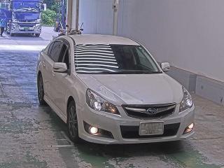 SUBARU LEGACY B4