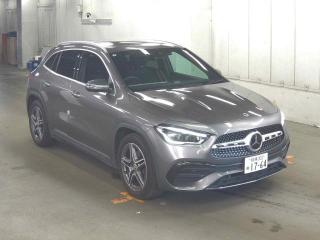 MERCEDES BENZ GLA