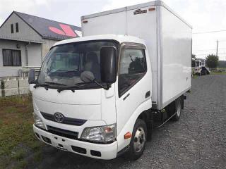 TOYOTA DYNA