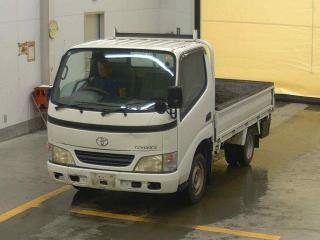 TOYOTA DYNA