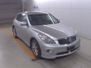 NISSAN SKYLINE CROSSOVER