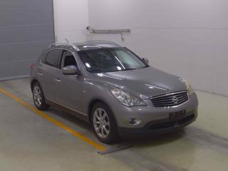 NISSAN SKYLINE CROSSOVER
