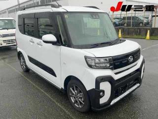 DAIHATSU TANTO FUN CROSS
