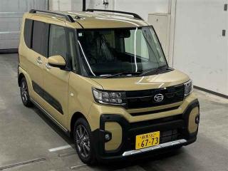 DAIHATSU TANTO FUN CROSS