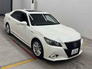 TOYOTA CROWN HYBRID