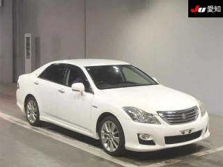 TOYOTA CROWN HYBRID