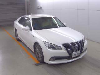 TOYOTA CROWN HYBRID