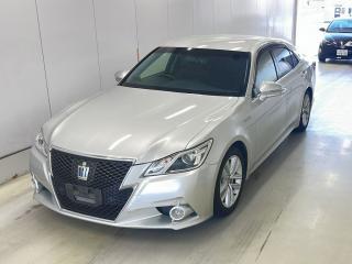 TOYOTA CROWN HYBRID