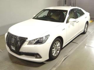 TOYOTA CROWN HYBRID