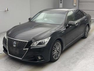 TOYOTA CROWN HYBRID