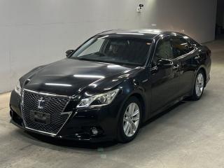 TOYOTA CROWN HYBRID