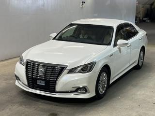 TOYOTA CROWN HYBRID